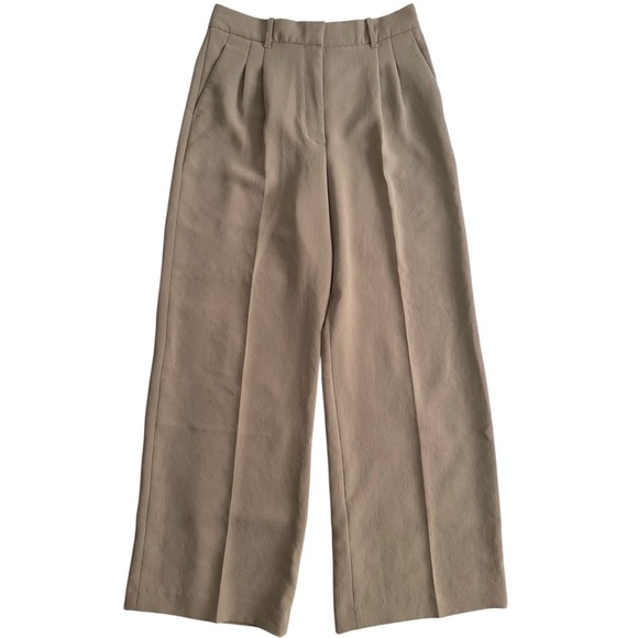 NWT💕 Aritzia The Effortless Pant Wider* Crepette - Nomad Taupe - Picture 5 of 7